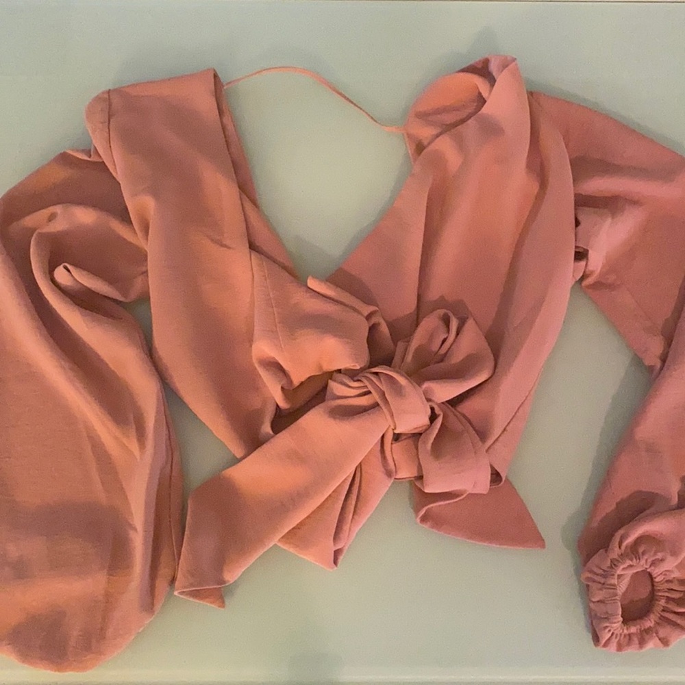 XS Tiger Mist Salmon Crop Top.